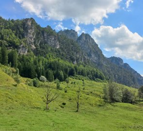 Puglalm - view of Kampermauer