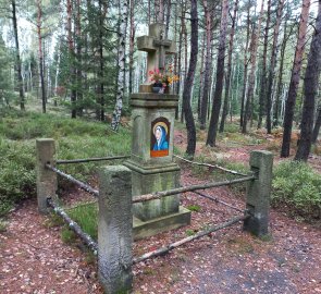 Stone cross by the Iron Road