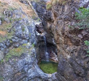 Small waterfalls by the road