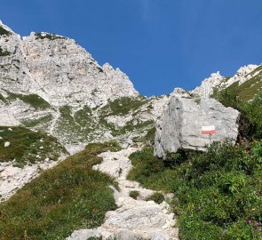 Mountain trail to the saddle