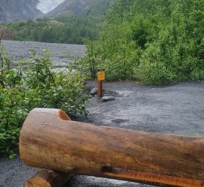 Relaxing benches under the glacier, not much for us in the rain :)