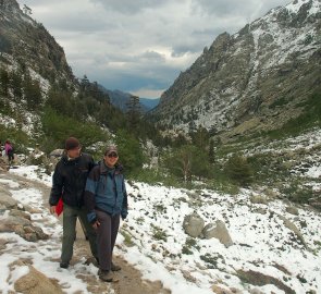 At the lower part of the ascent to Lake Melo