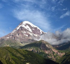 Kazbek a kostel Gergeti