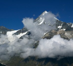 Weisshorn 4 505 m n. m. focený od Täsch Hütte - Walliské Alpy