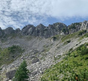 Mountain cauldron below the Cima del Cacciatore