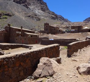 Chata Refuge Toubkal - základní tábor při výstupu na Jebel Toubkal