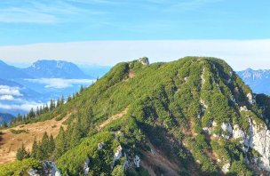 Autumn ascent of the Hörndlwand in the Bavarian Alps